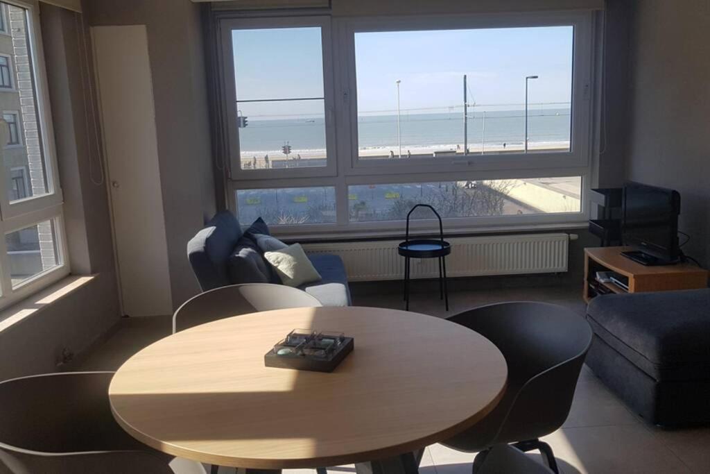 Oostende Studio Voor 2 Of 3 Pers Met Zeezicht 외부 사진