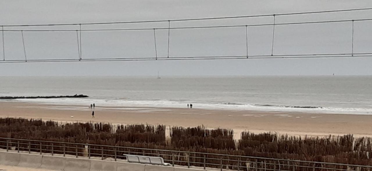 Oostende Studio Voor 2 Of 3 Pers Met Zeezicht 외부 사진