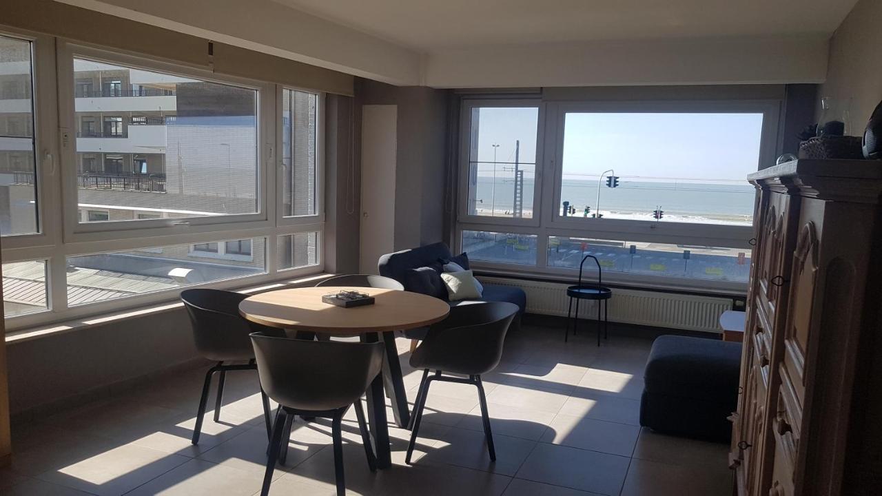 Oostende Studio Voor 2 Of 3 Pers Met Zeezicht 외부 사진