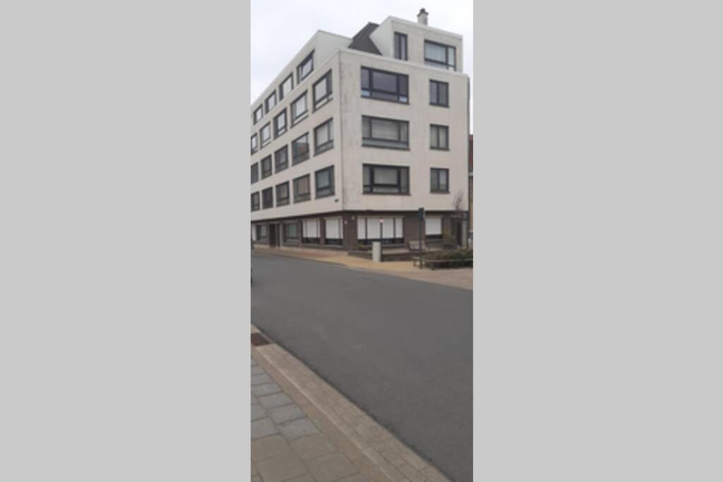 Oostende Studio Voor 2 Of 3 Pers Met Zeezicht 외부 사진